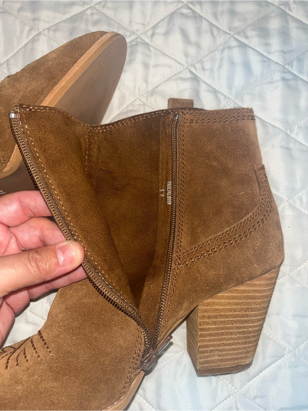 Jeffrey Campbell Brown Suede Western Block Heel Ankle Boots size 8.5 Women’s - Picture 5 of 8